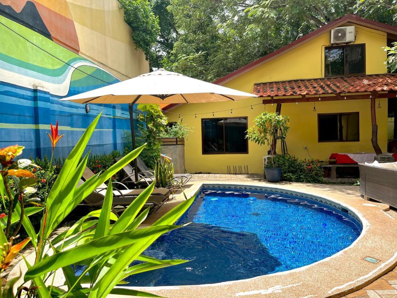 Tamarindo Backpackers Vandrehjem Eksteriør billede